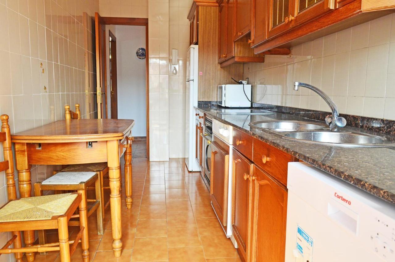 Apartamento El Corro: Con Parking En Pleno Centro De Comillas Bagian luar foto
