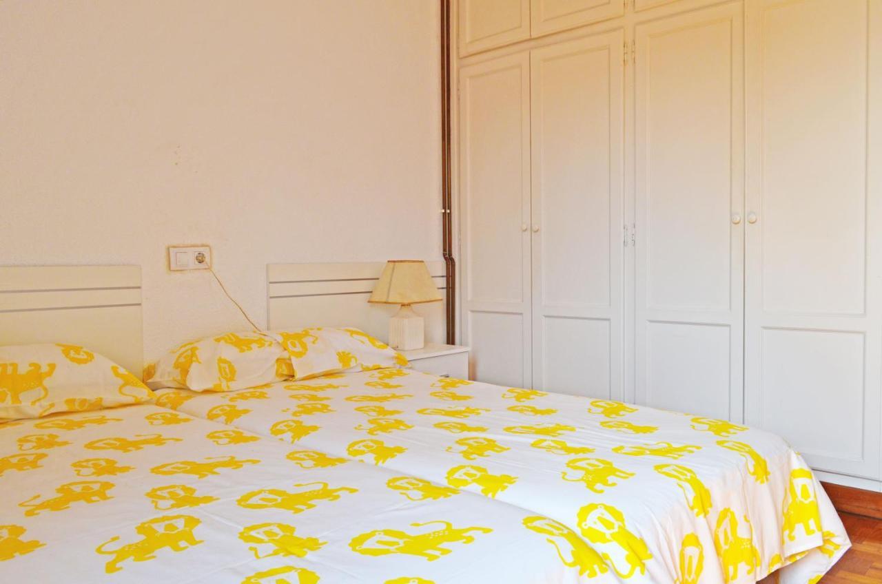 Apartamento El Corro: Con Parking En Pleno Centro De Comillas Bagian luar foto